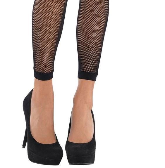 Fishnet Leggings: Stylish and Versatile Fashion Must-Haves